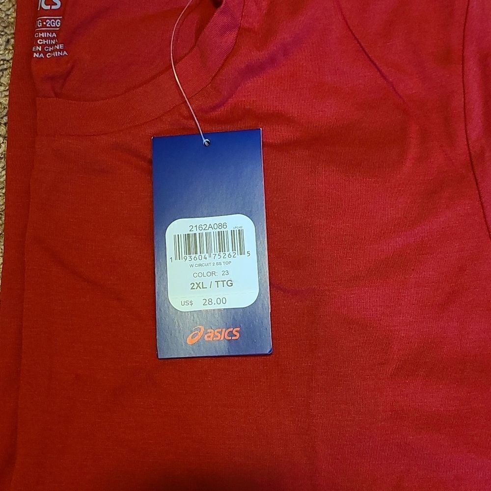 Asics Women's Circut 2 T-Shirt in Red - Picture 3 of 3